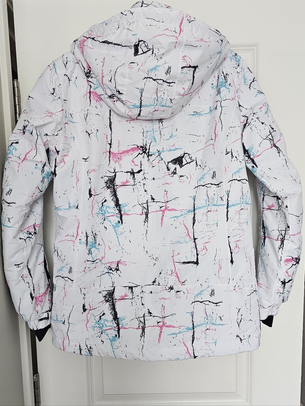 Free Soldier Ski Jacket M White Splatter Hooded Snowboard Winter Coat - Picture 2 of 11